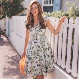 Gal Meets Glam Green Floral Dress